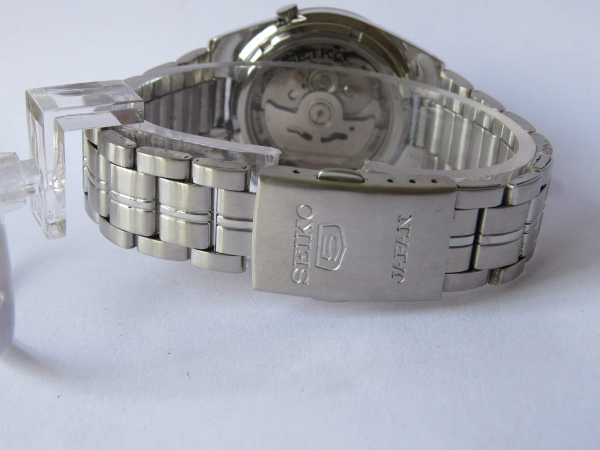 Seiko 5 Automatic Black Dial Stainless Steel Men's Watch